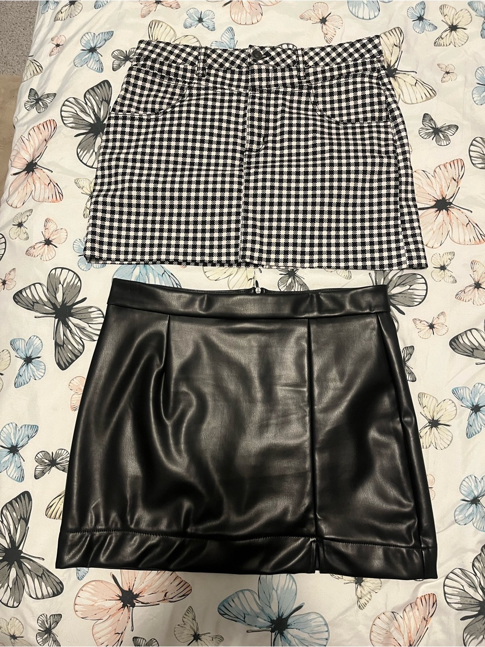 Lot of 2 mini skirts leather and plaid